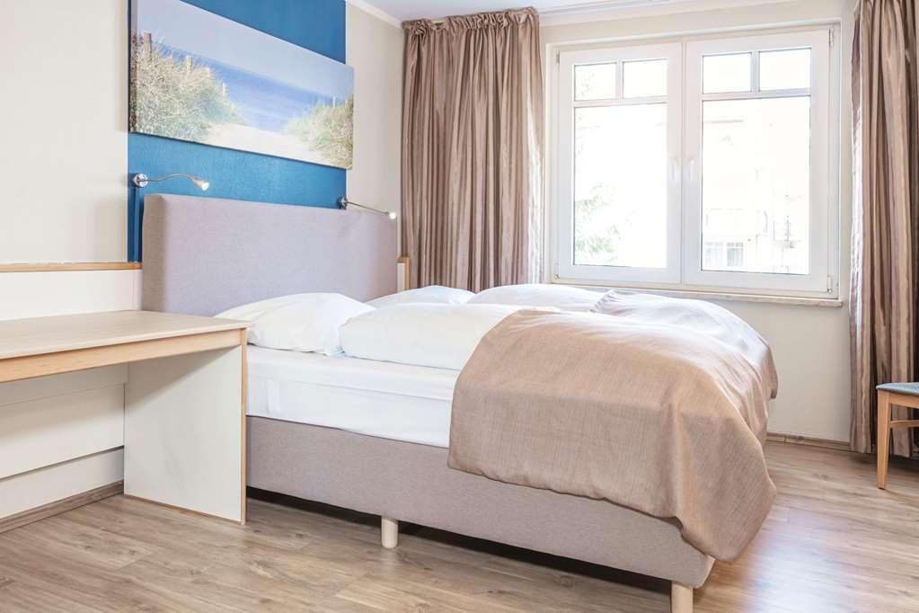 Hotel B99 Offenbach am Main Ruang foto