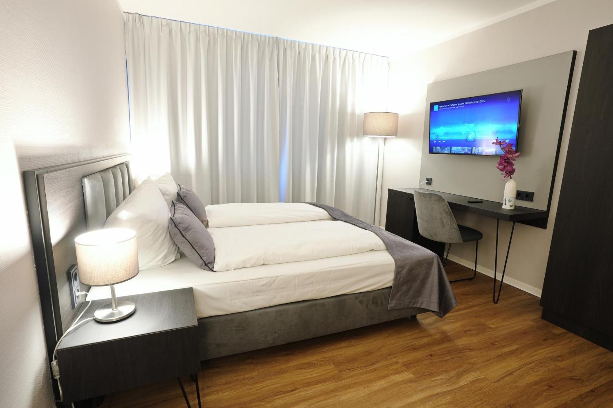 Hotel B99 Offenbach am Main Bagian luar foto